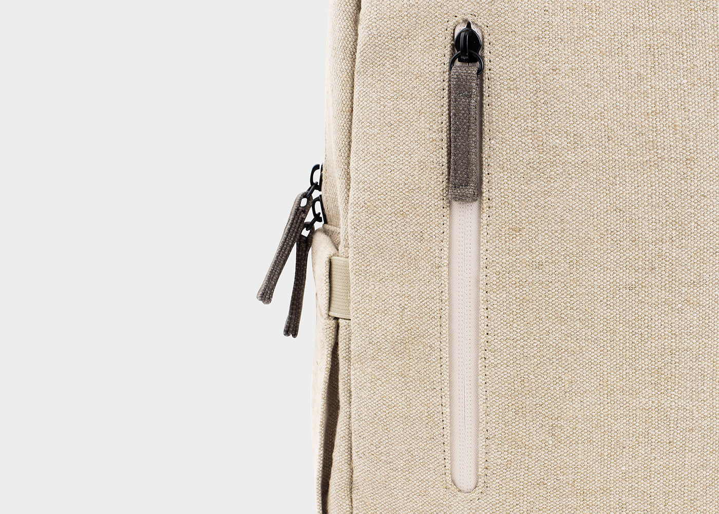Lille Hamp Backpack i Beige and Grøn
